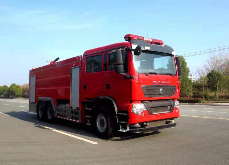 豪沃16噸泡沫消防車(chē)