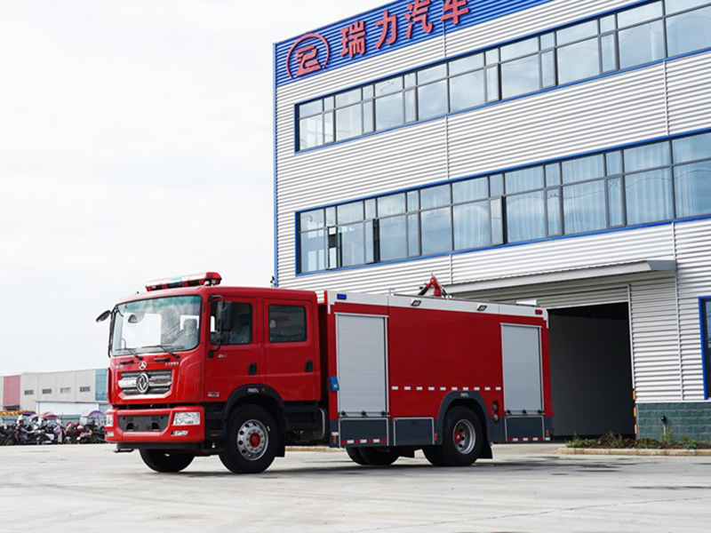 晶馬D9-7噸泡沫消防車