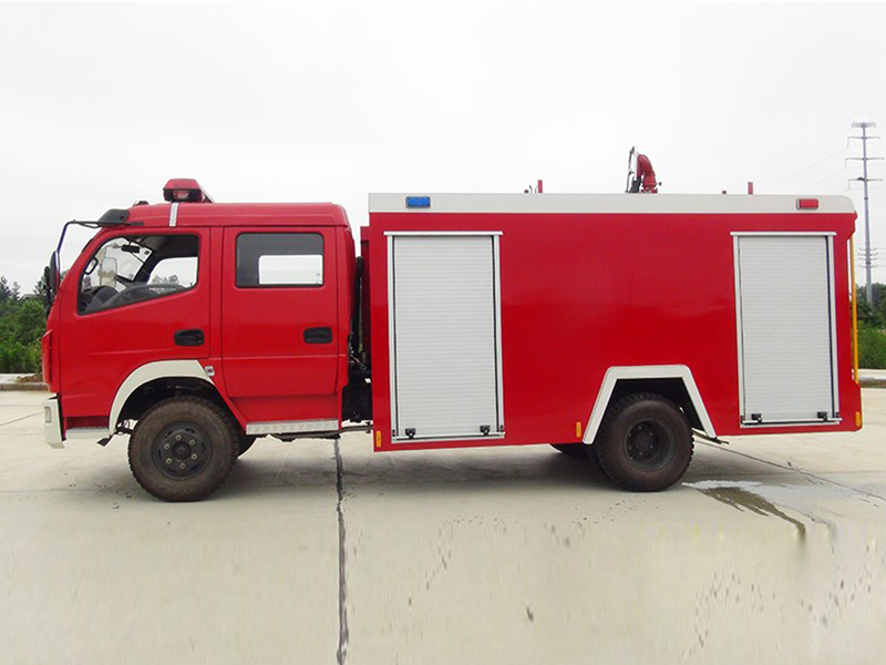 東風大多利卡水罐消防車