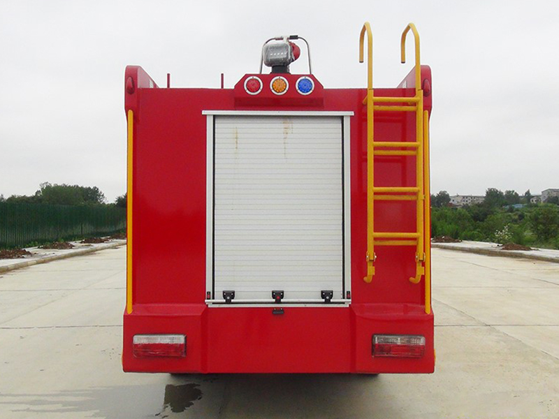 東風大多利卡水罐消防車