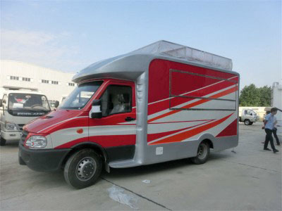 廂長(zhǎng)4.1米依維柯 餐車(chē)